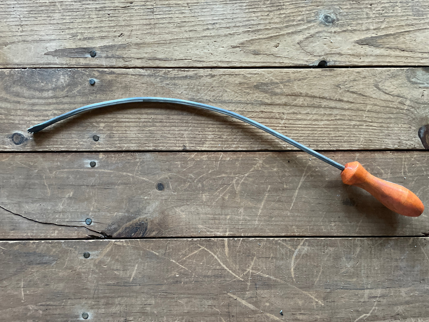 Long Curved Flocking Iron #202